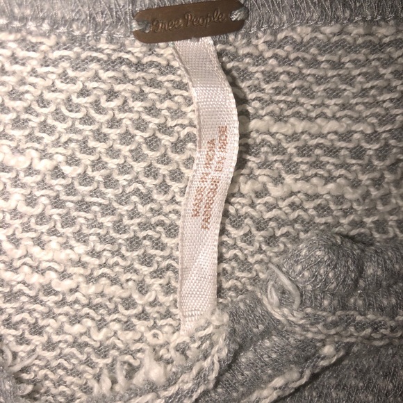 Free People Gray swing hi low Sweatshirt Top SZ S - Picture 3 of 4